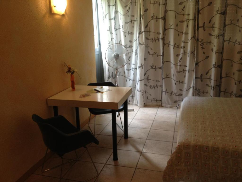Residence Tell Chiasso Buitenkant foto