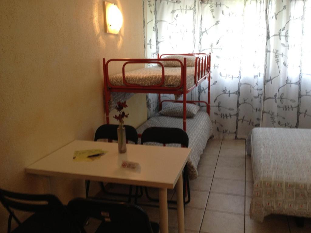 Residence Tell Chiasso Kamer foto