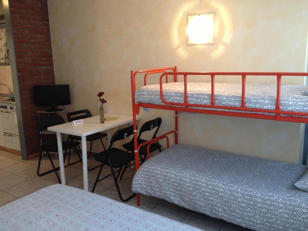 Residence Tell Chiasso Kamer foto