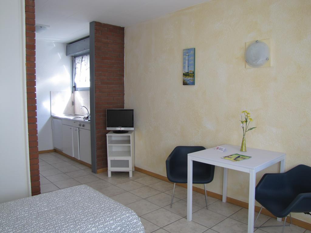 Residence Tell Chiasso Buitenkant foto