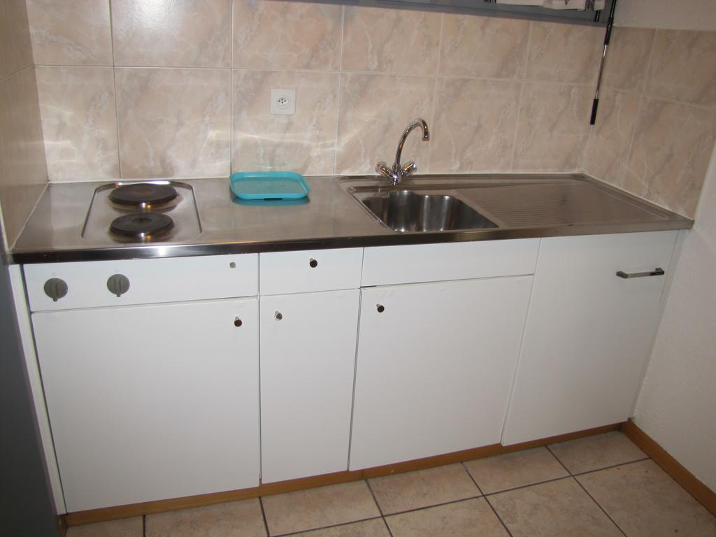 Residence Tell Chiasso Buitenkant foto