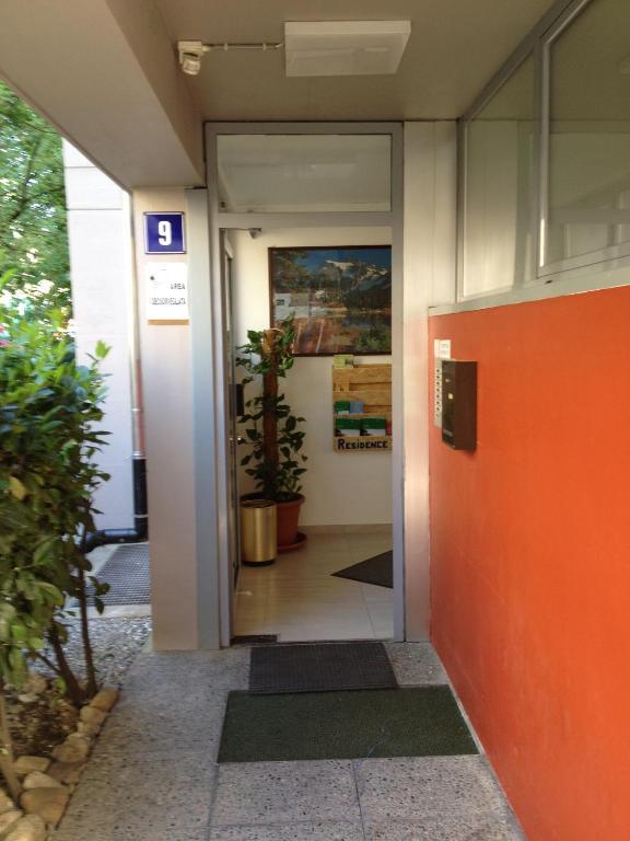 Residence Tell Chiasso Buitenkant foto